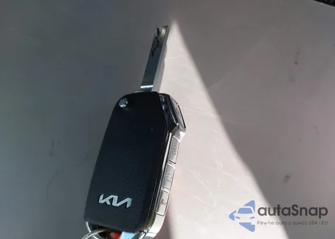 2023 Kia Forte Lxs z USA, uszkodzony, nr VIN 3KPF24AD4PE575877